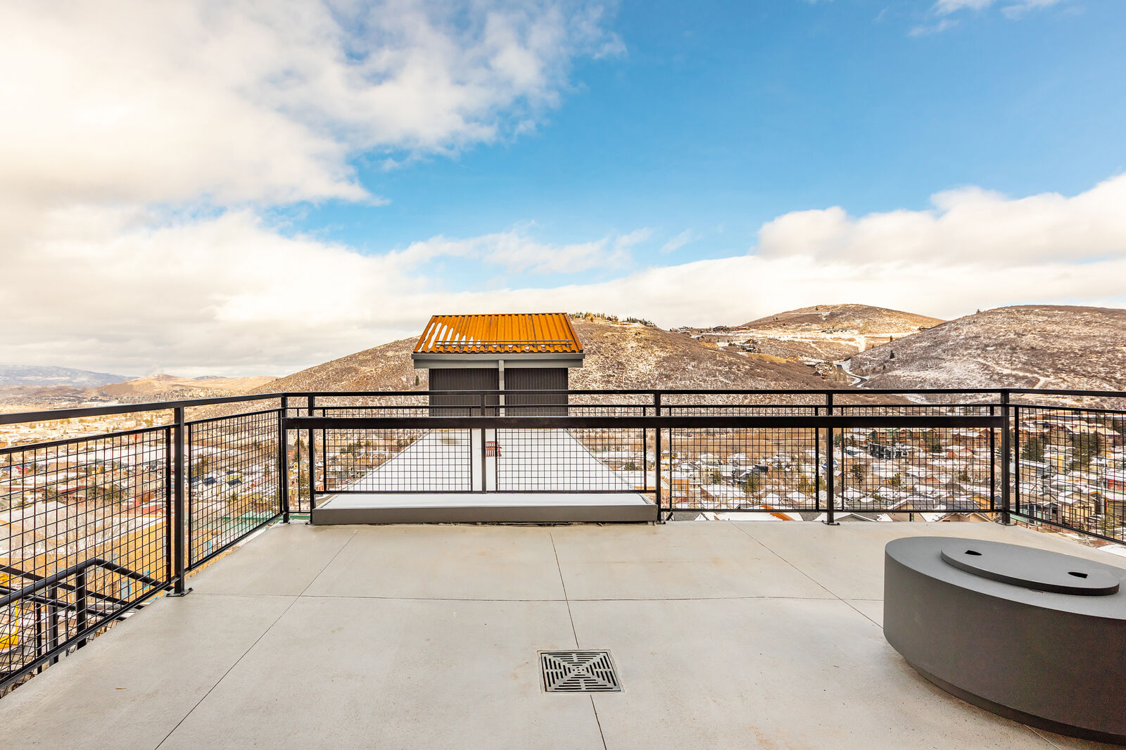 Rothwell House - Image 63