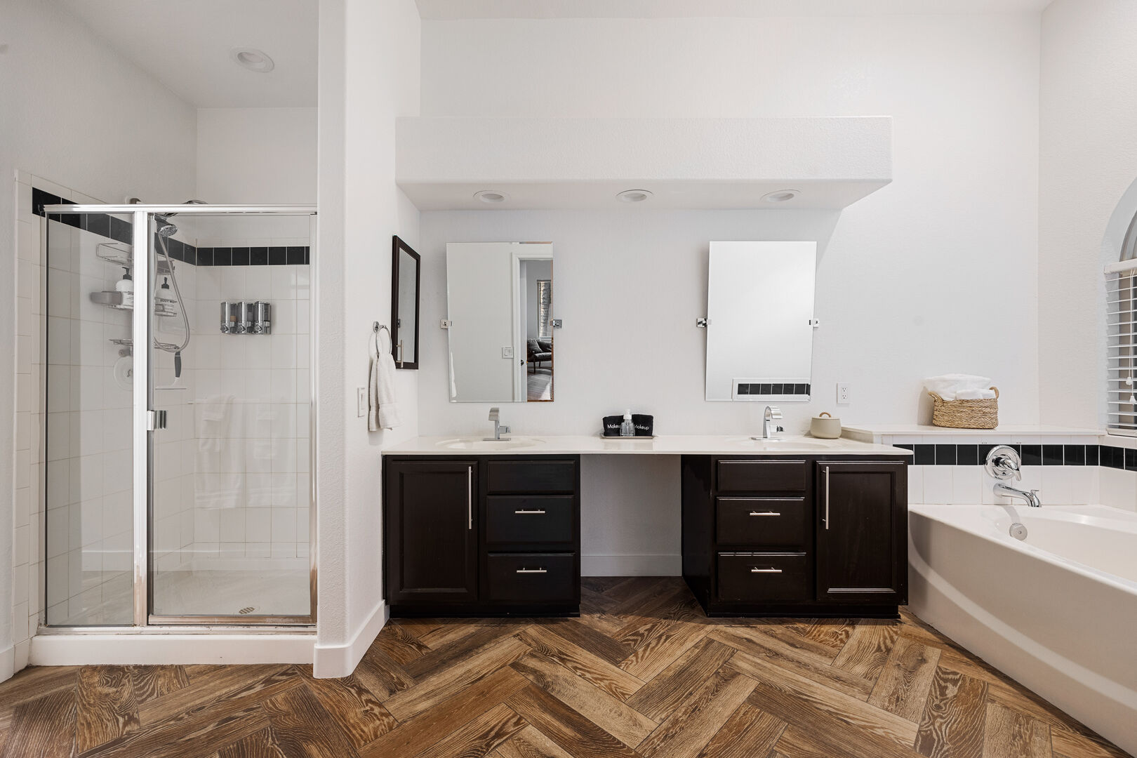 Third Mesa House - Image 27