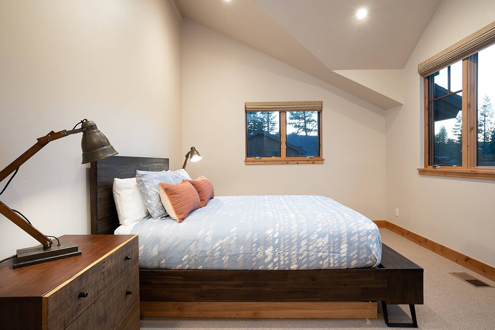 Sutter House - Image 24