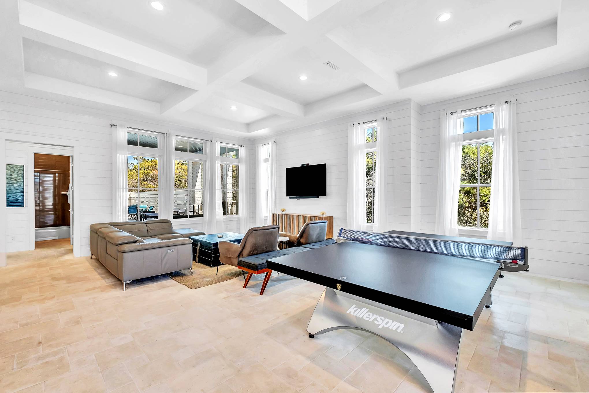 Lantern Manor - Image 12