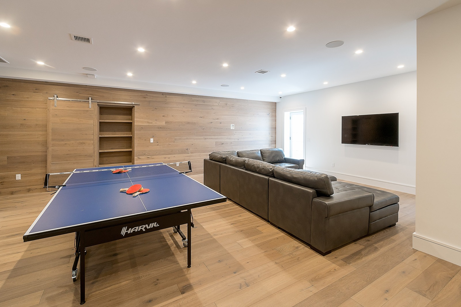 Mill Manor - Image 23