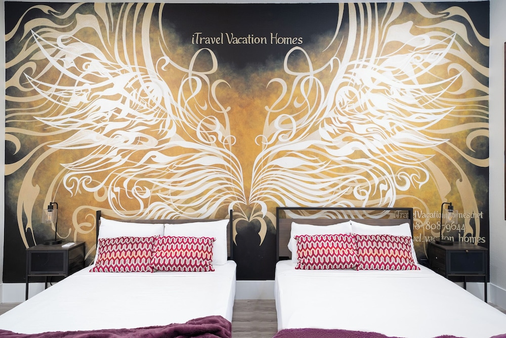 Casa Serenity Luxury Living w/ Pool & Jacuzzi - Image 3