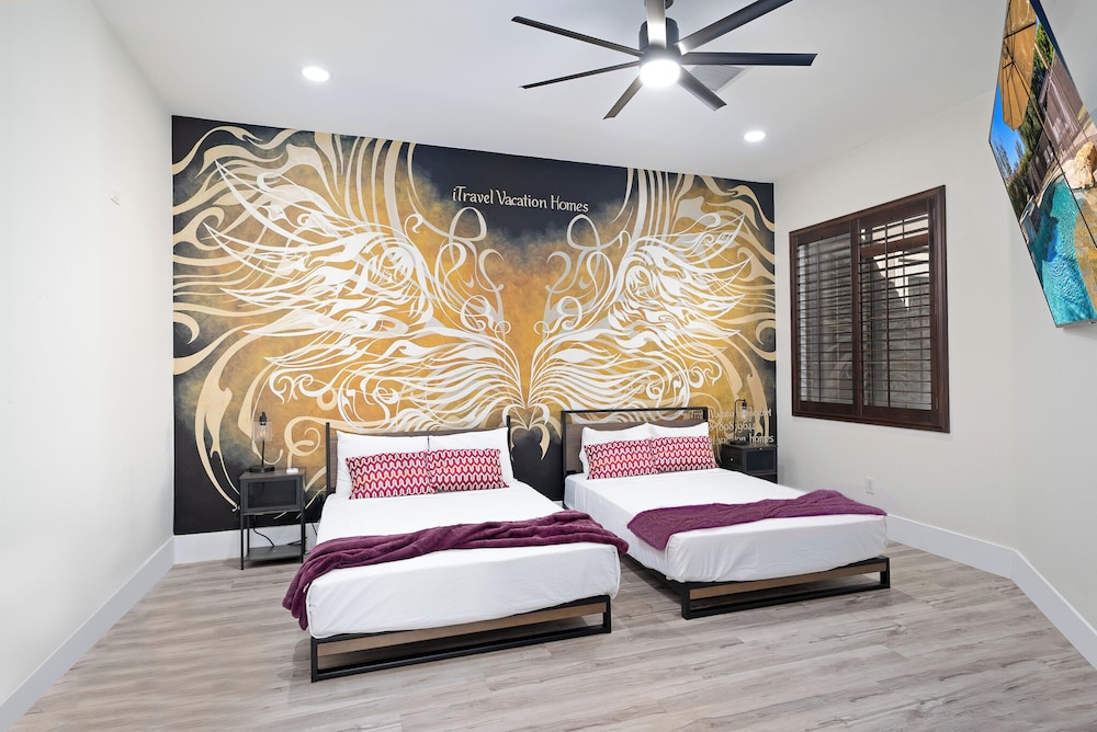 Casa Serenity Luxury Living w/ Pool & Jacuzzi - Image 6