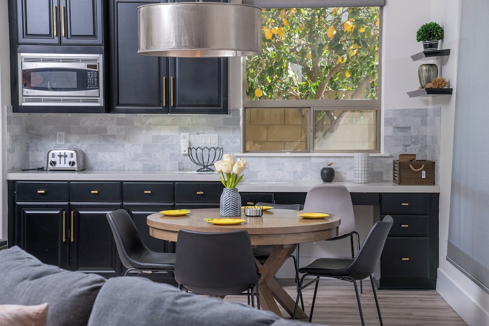 Casa Serenity Luxury Living w/ Pool & Jacuzzi - Image 27