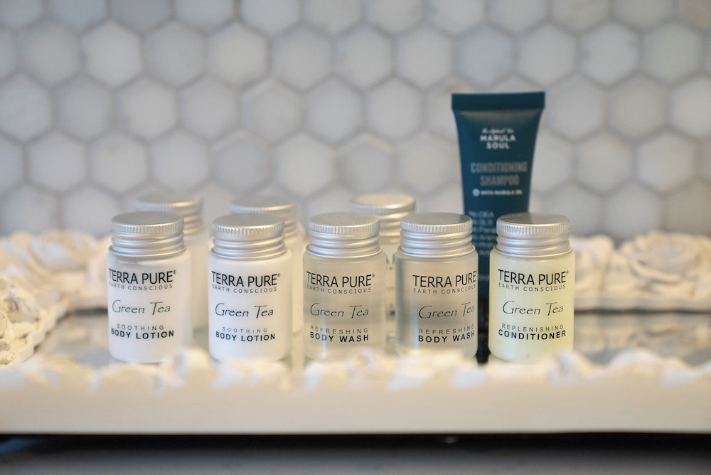 Casa Serenity Luxury Living w/ Pool & Jacuzzi - Image 41