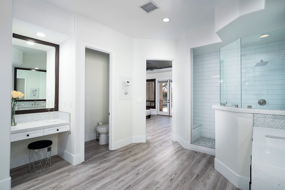 Casa Serenity Luxury Living w/ Pool & Jacuzzi - Image 43