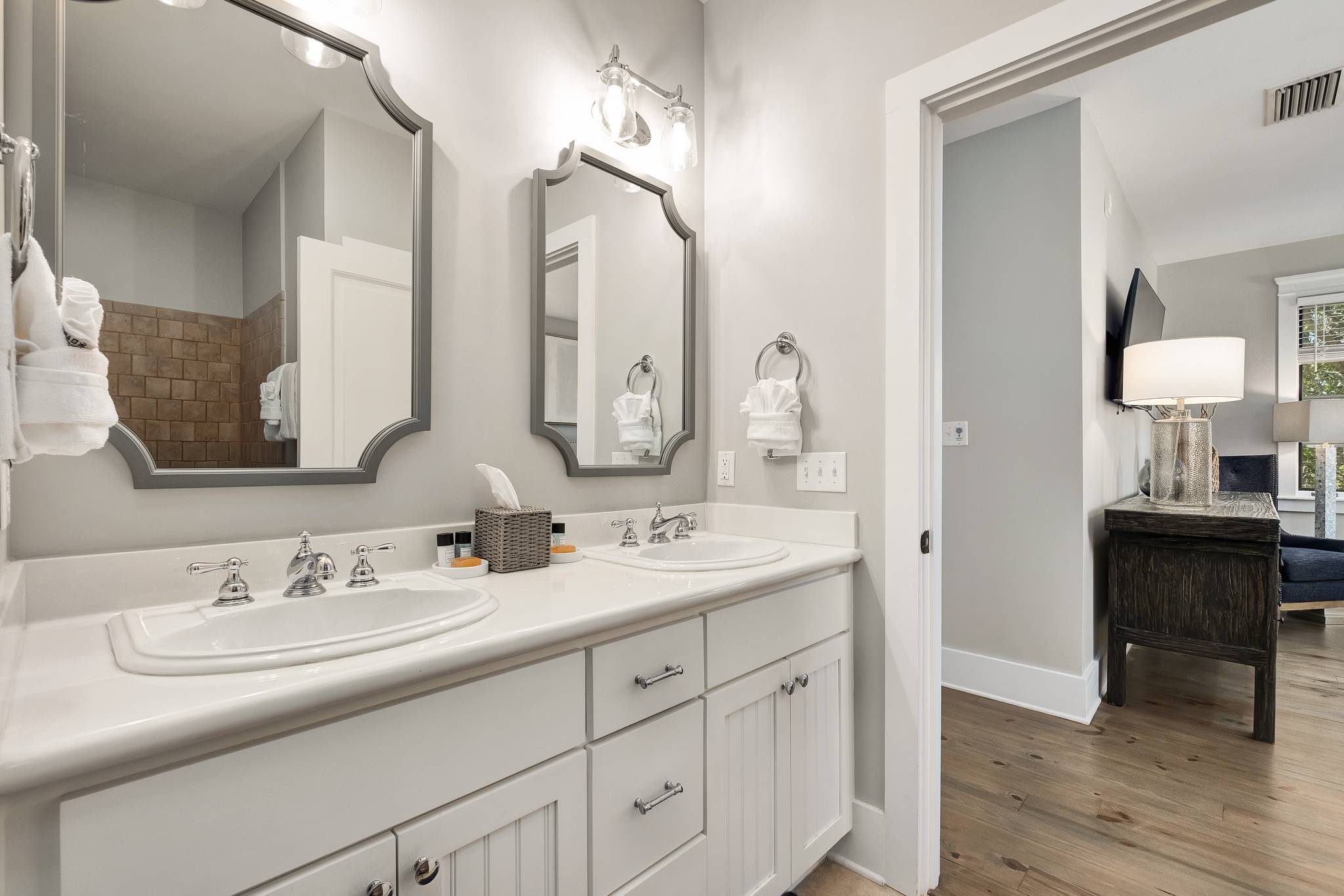 Mangrove Home - Image 14