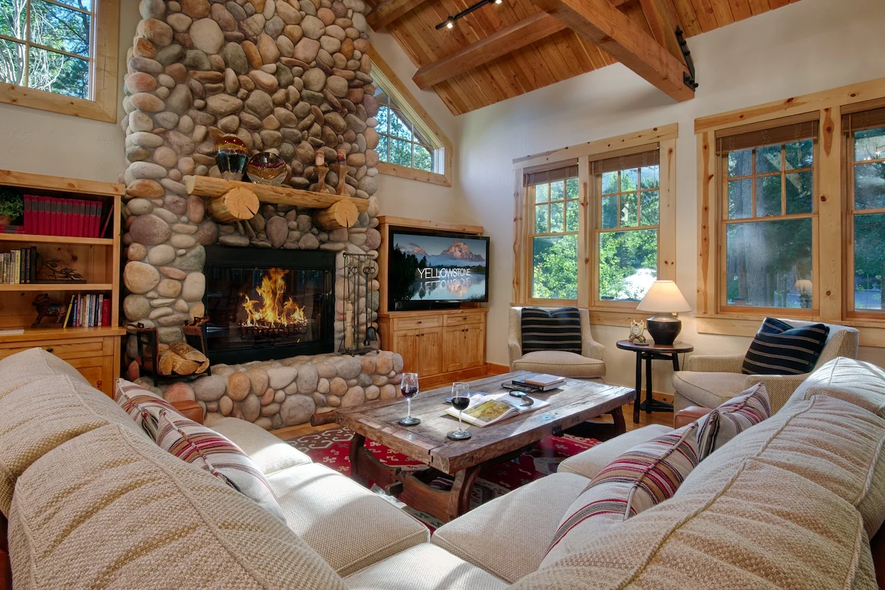 Yellow Rail House - Image 2