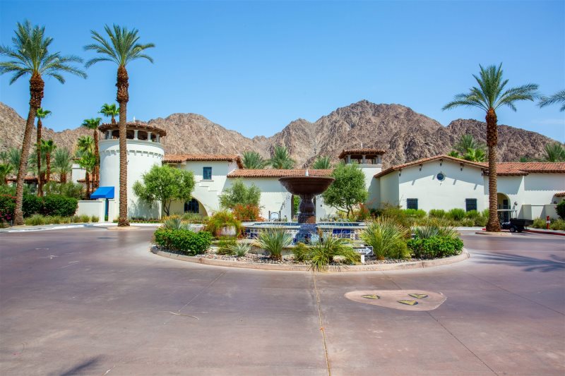 Noelle Home - Image 42