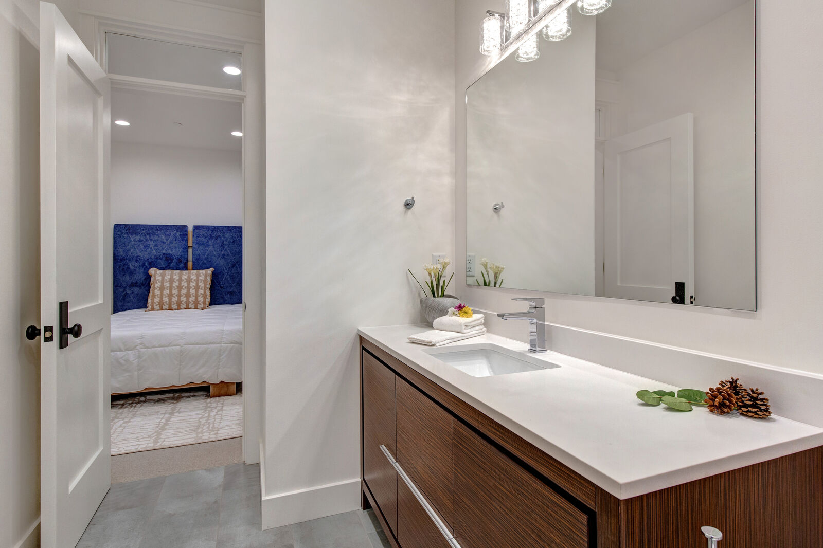 Avenue House - Image 39