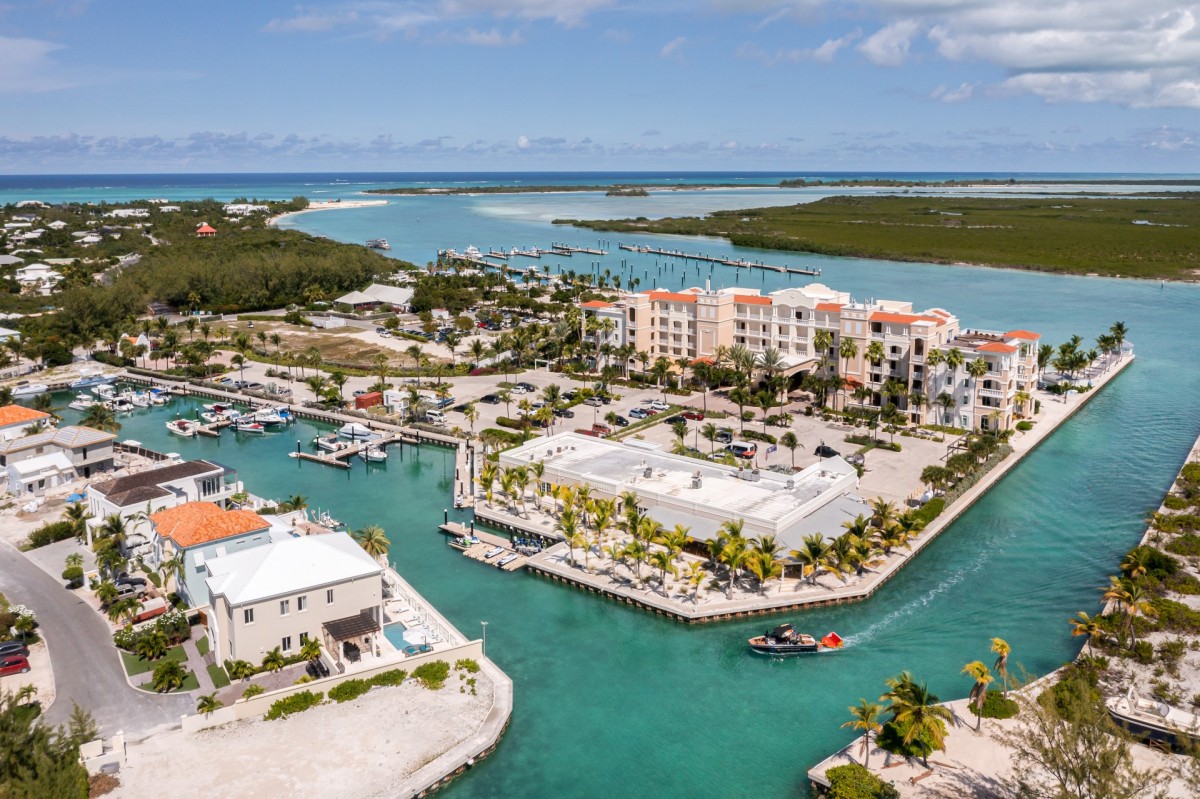 Kira Isle Home - Image 37