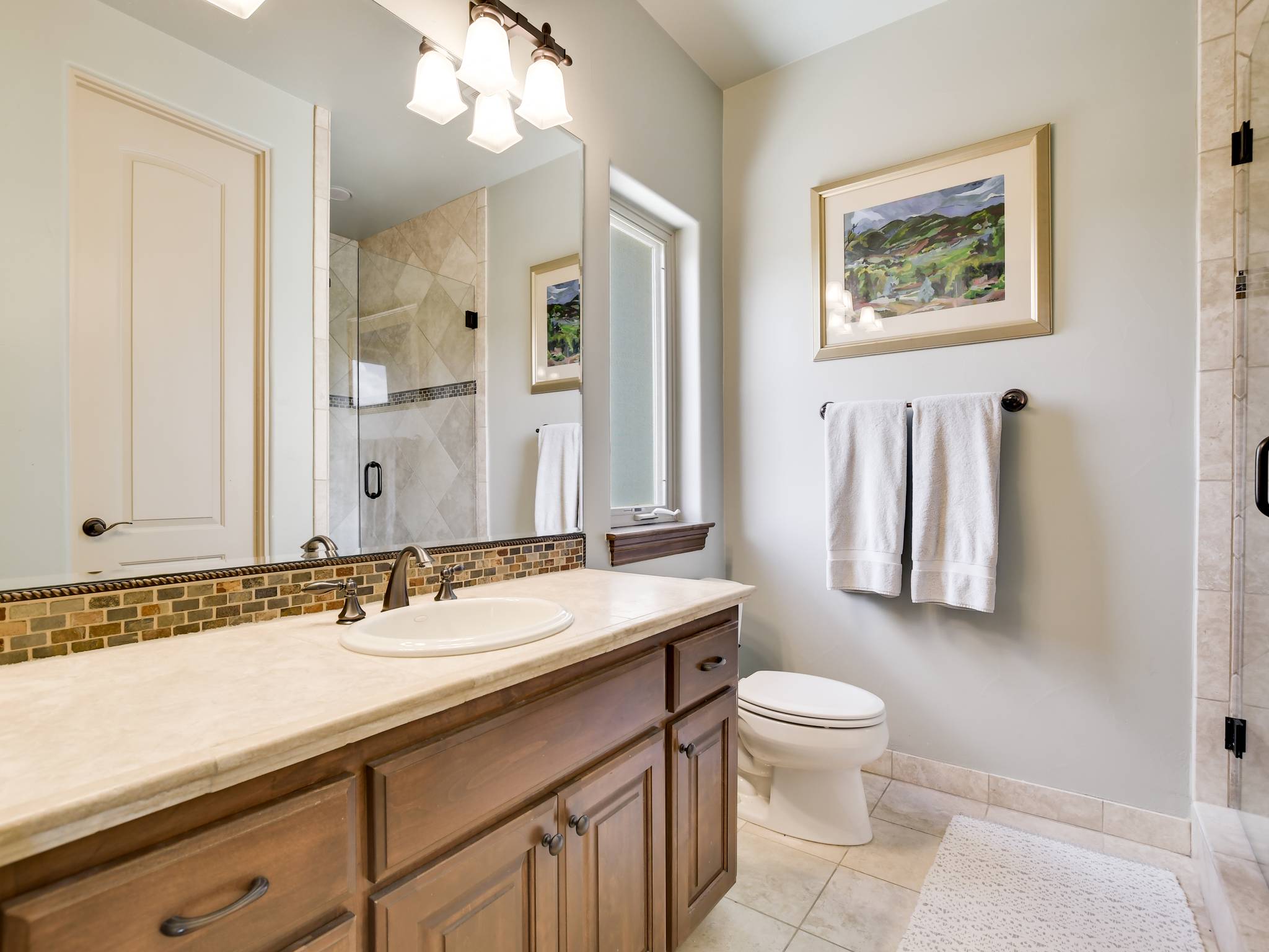 Rock Cedar House - Image 28