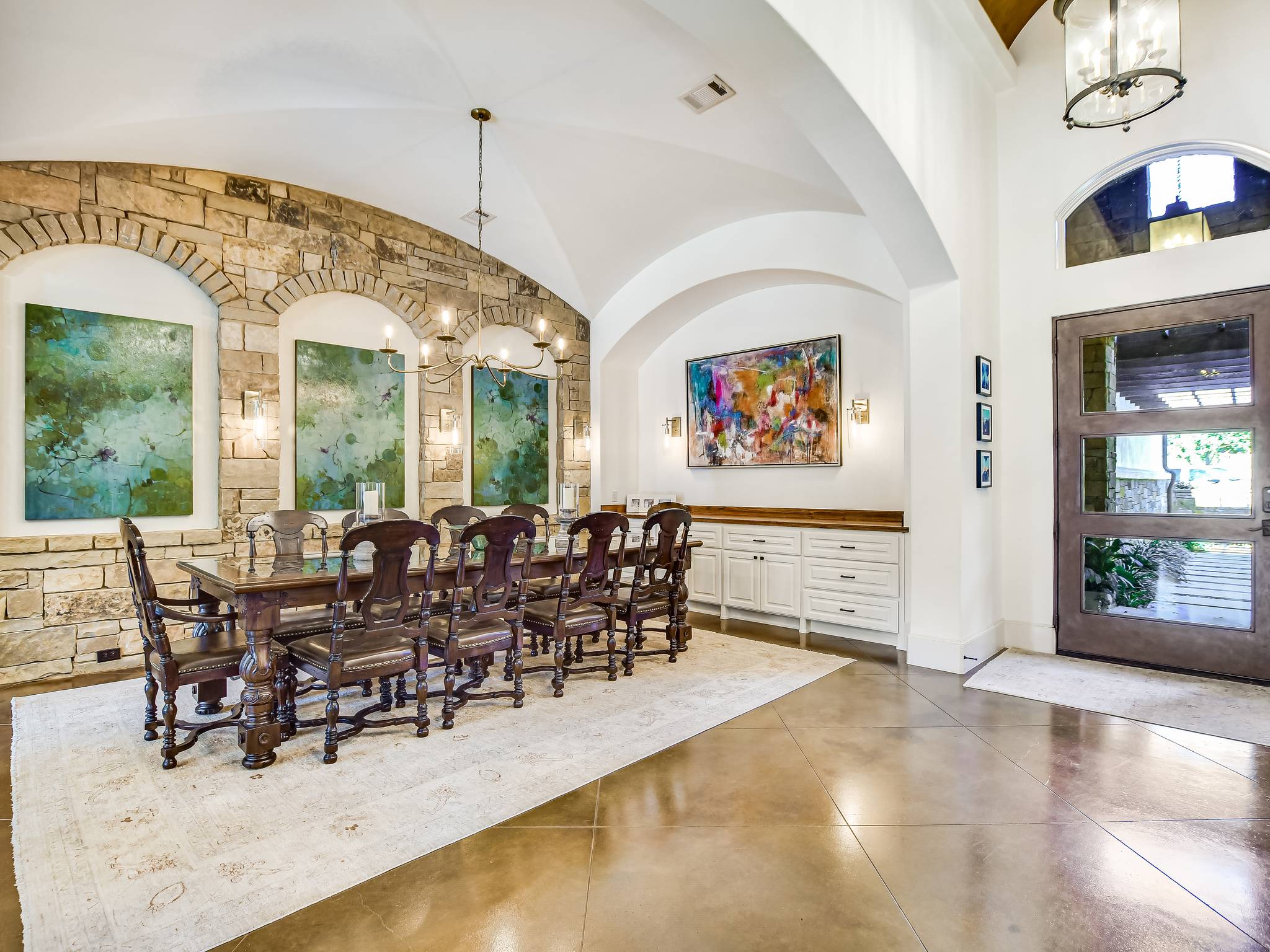 Patterson Manor - Image 17