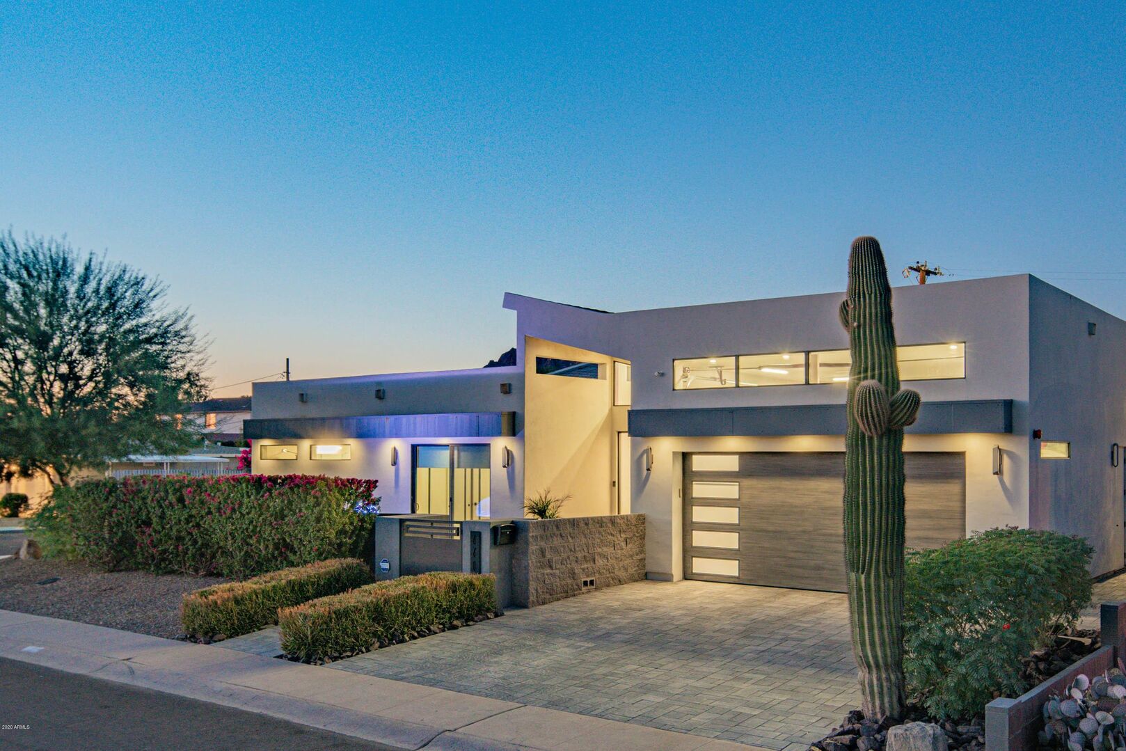 Camelback House - Image 28