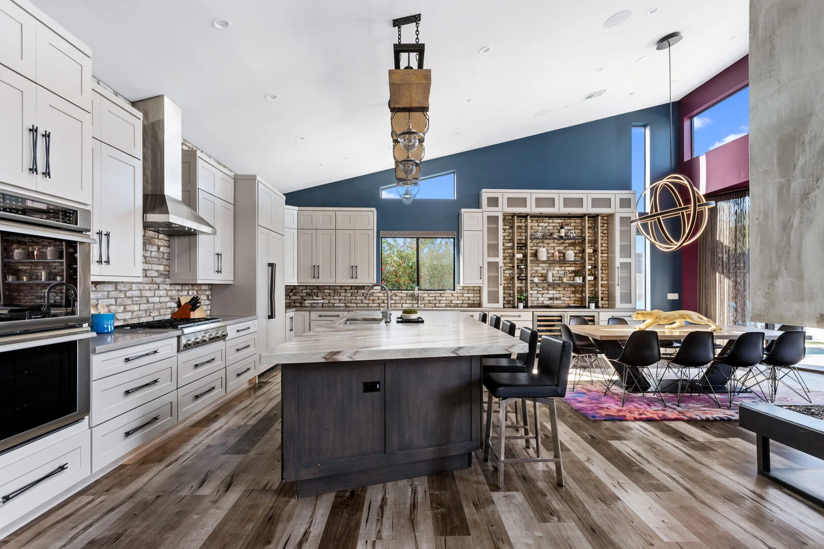 Camelback House - Image 6