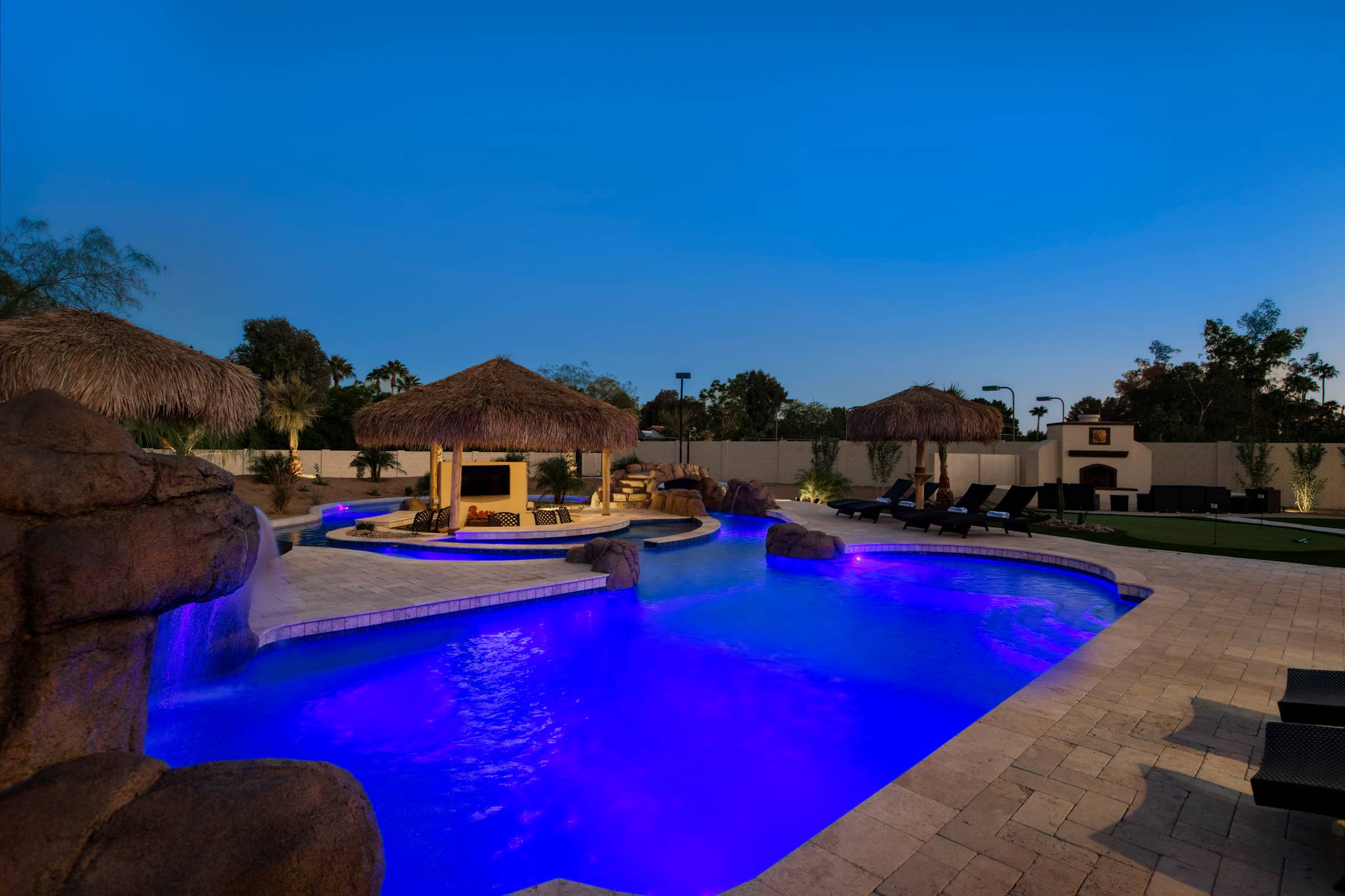 Sunrise Manor - Image 45