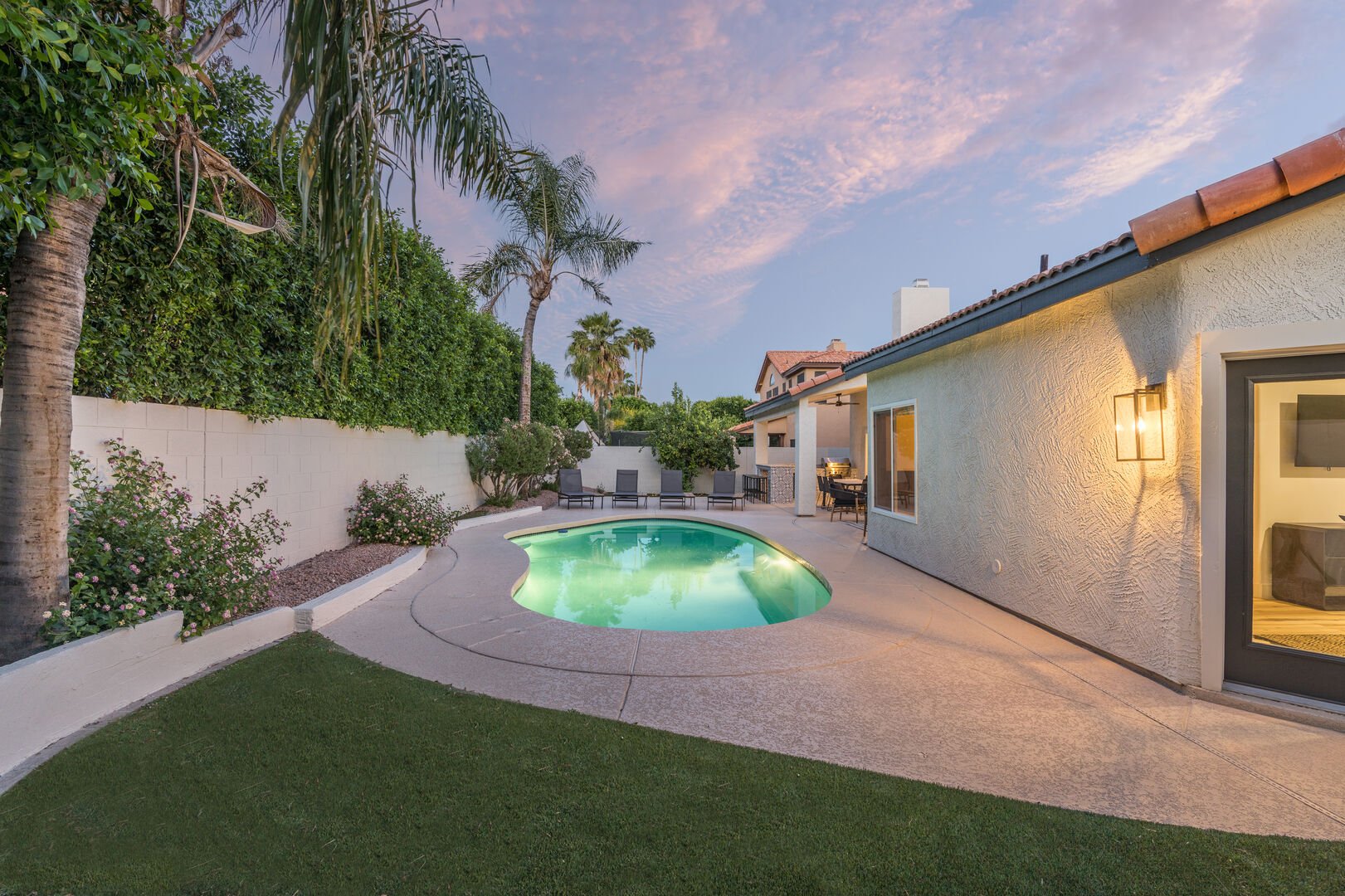 Sandra Place - Image 37