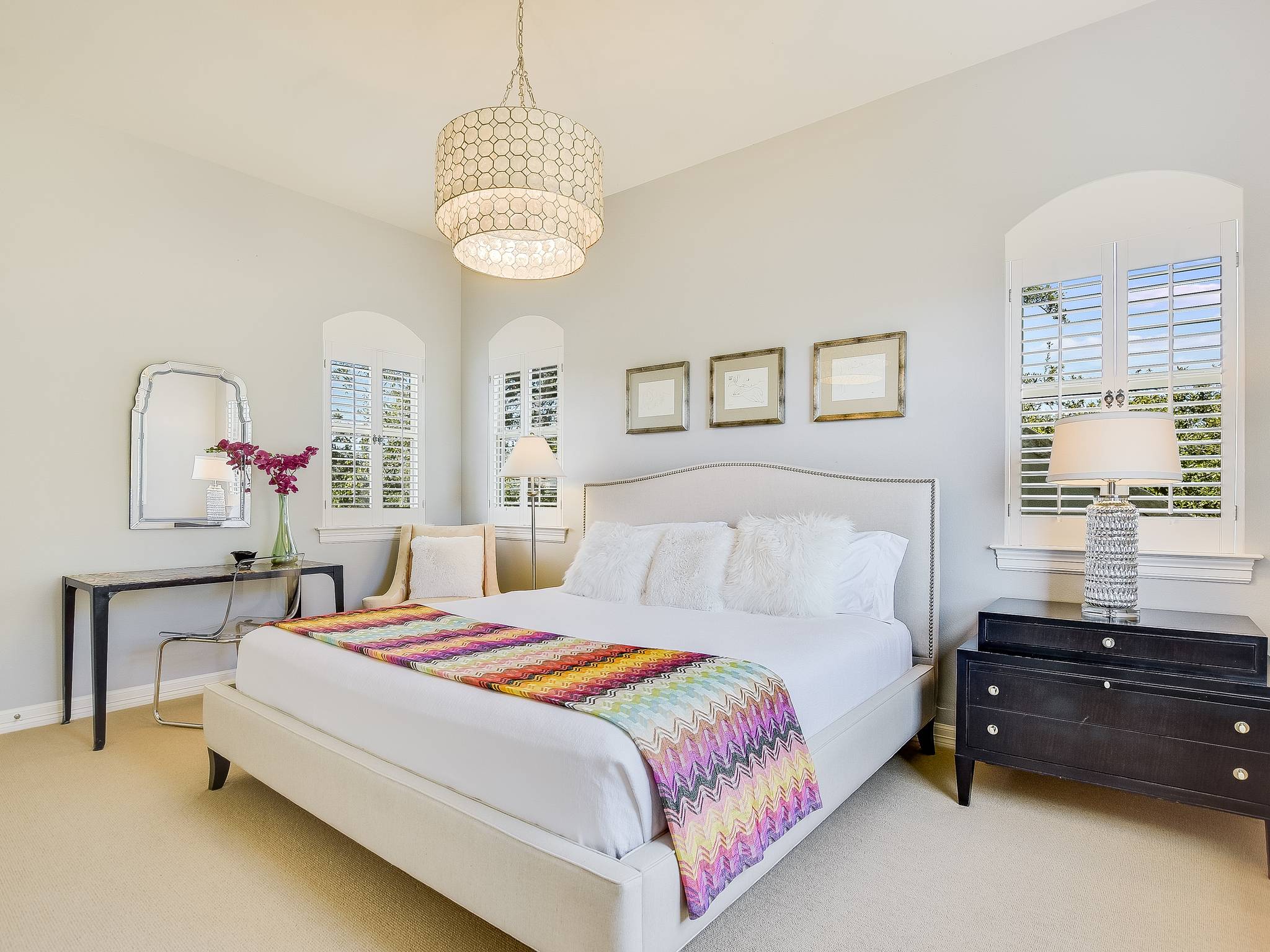 Red Cypress Home - Image 25