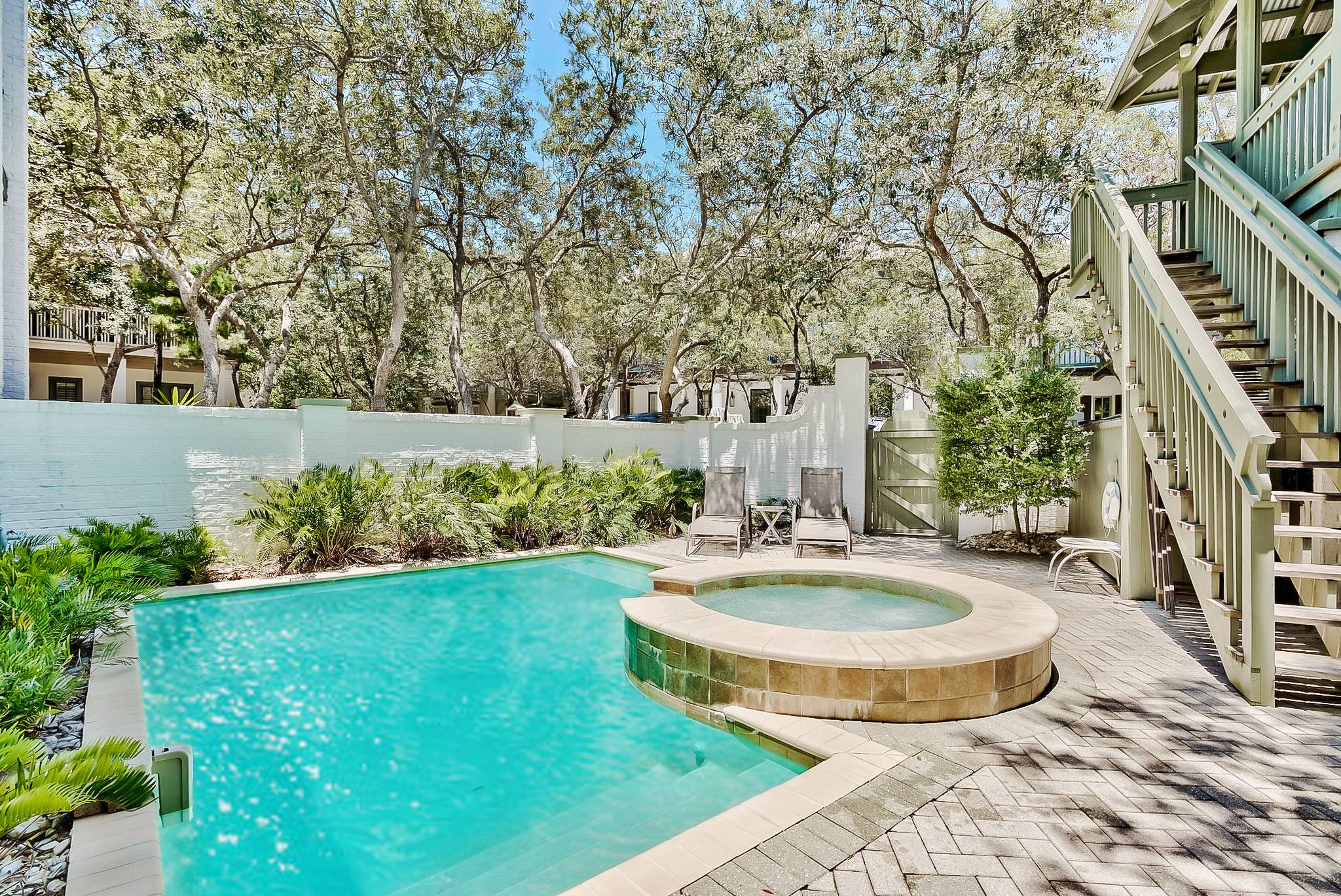 Inez House - Image 28