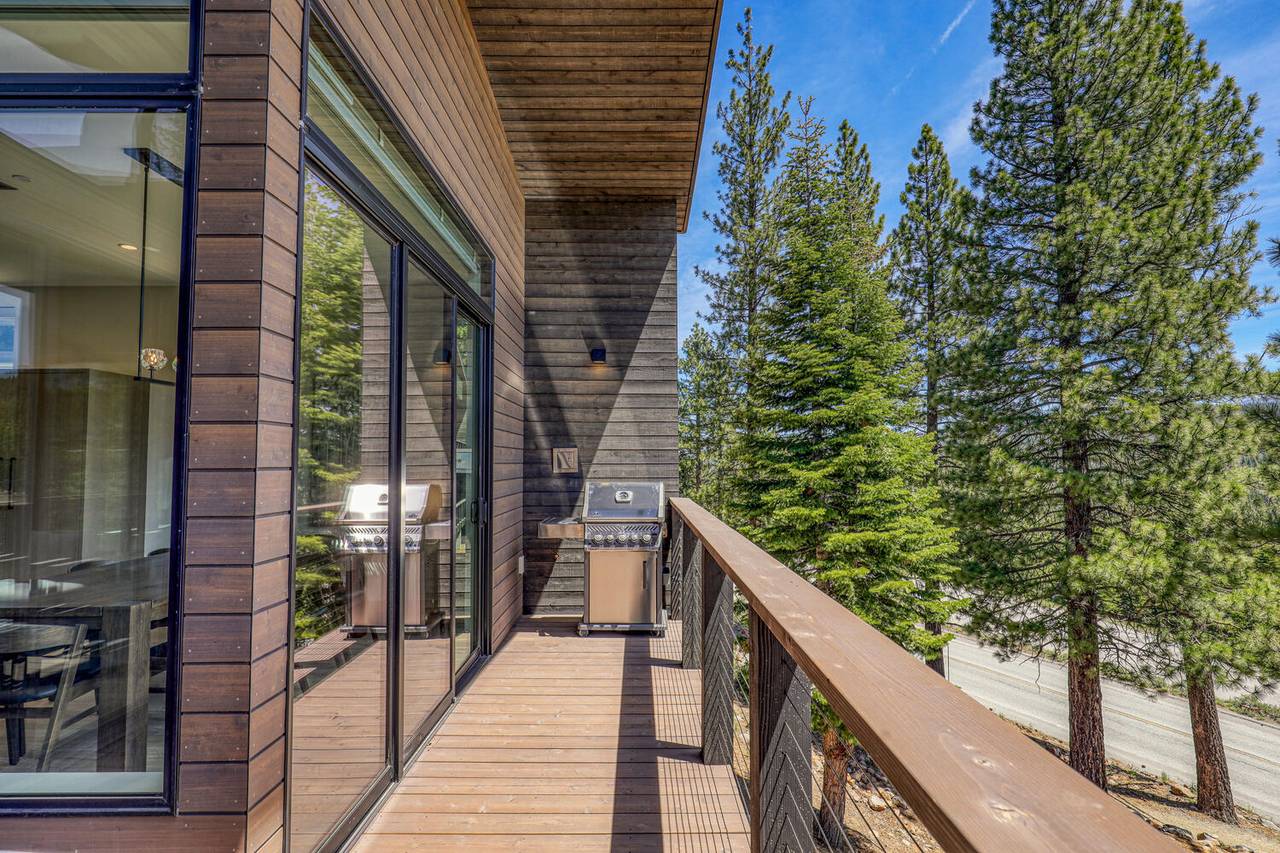 Spring House - Image 9