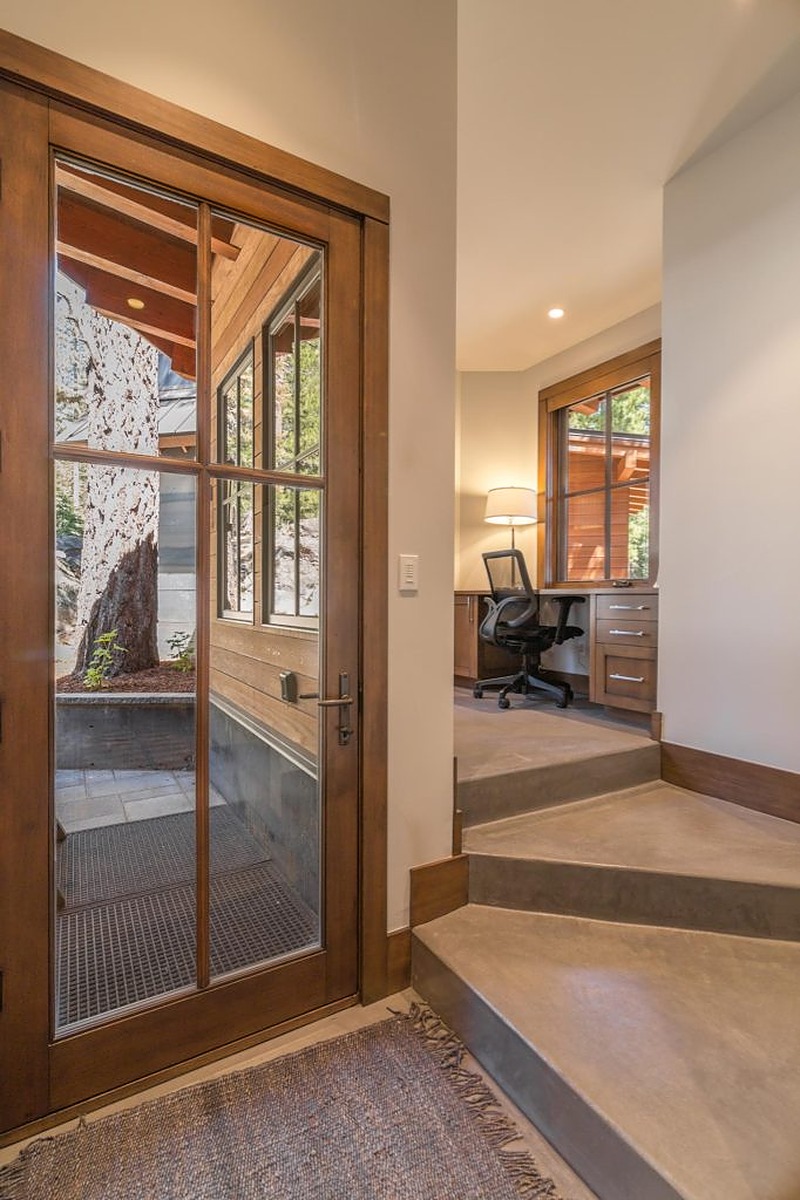 Pine House - Image 14