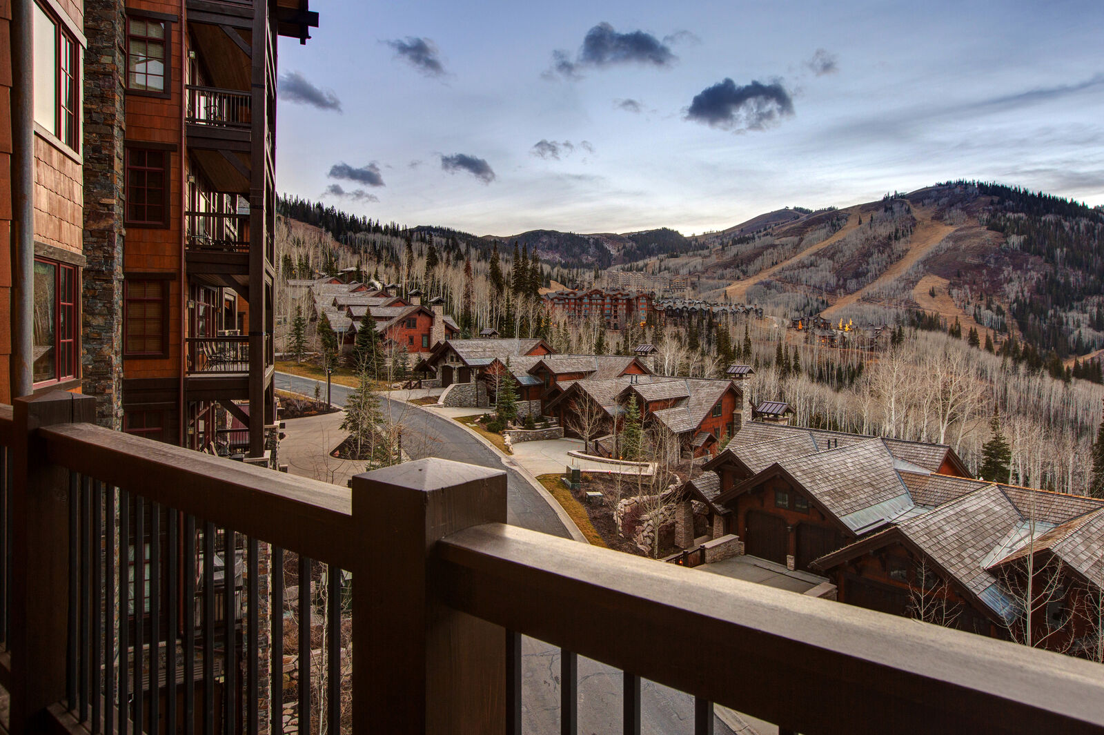 Peak Home - Image 28