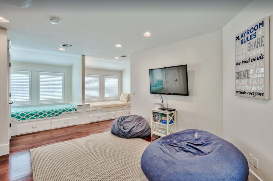 Water House - Image 28