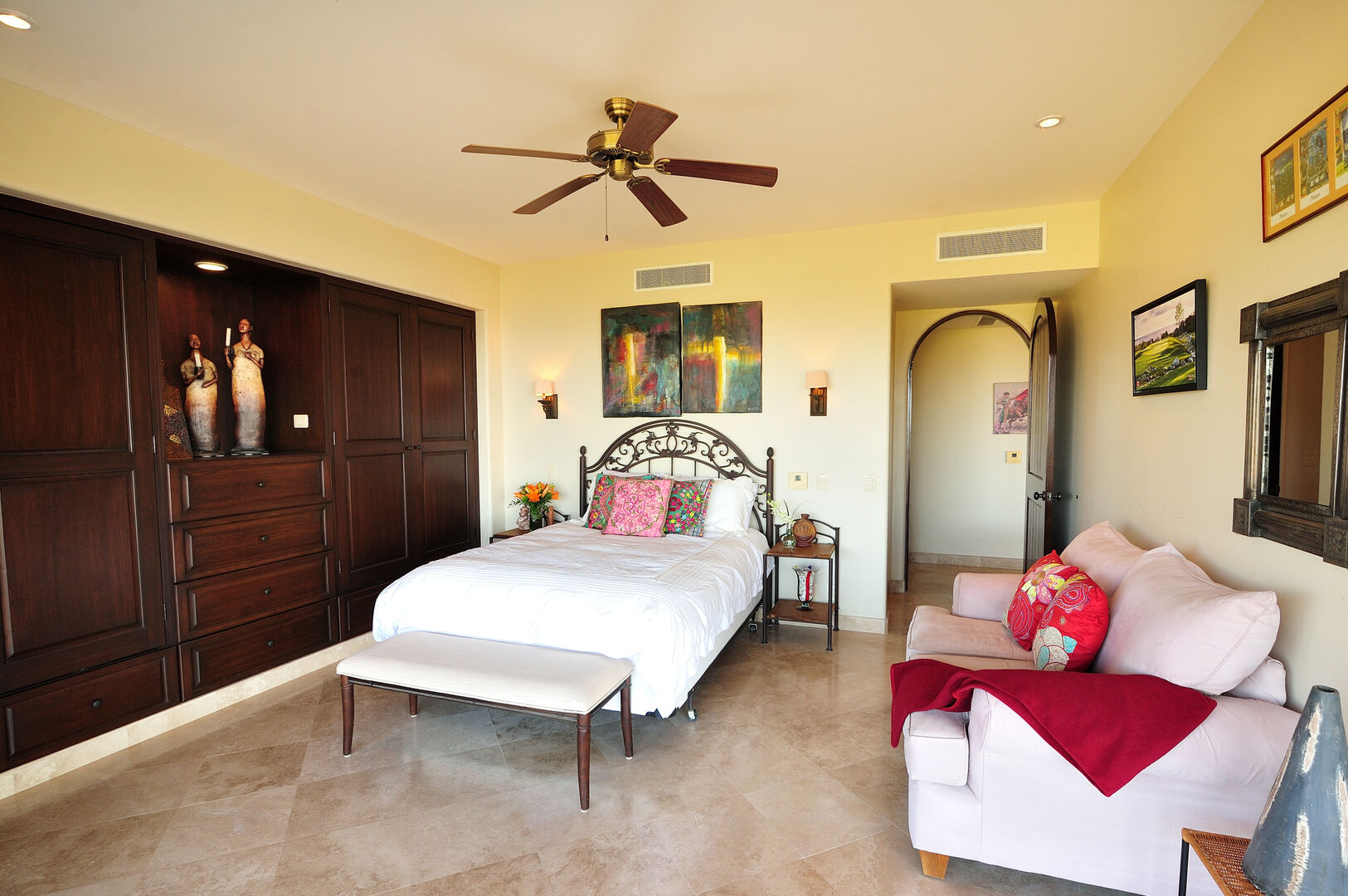 Toyon House - Image 13