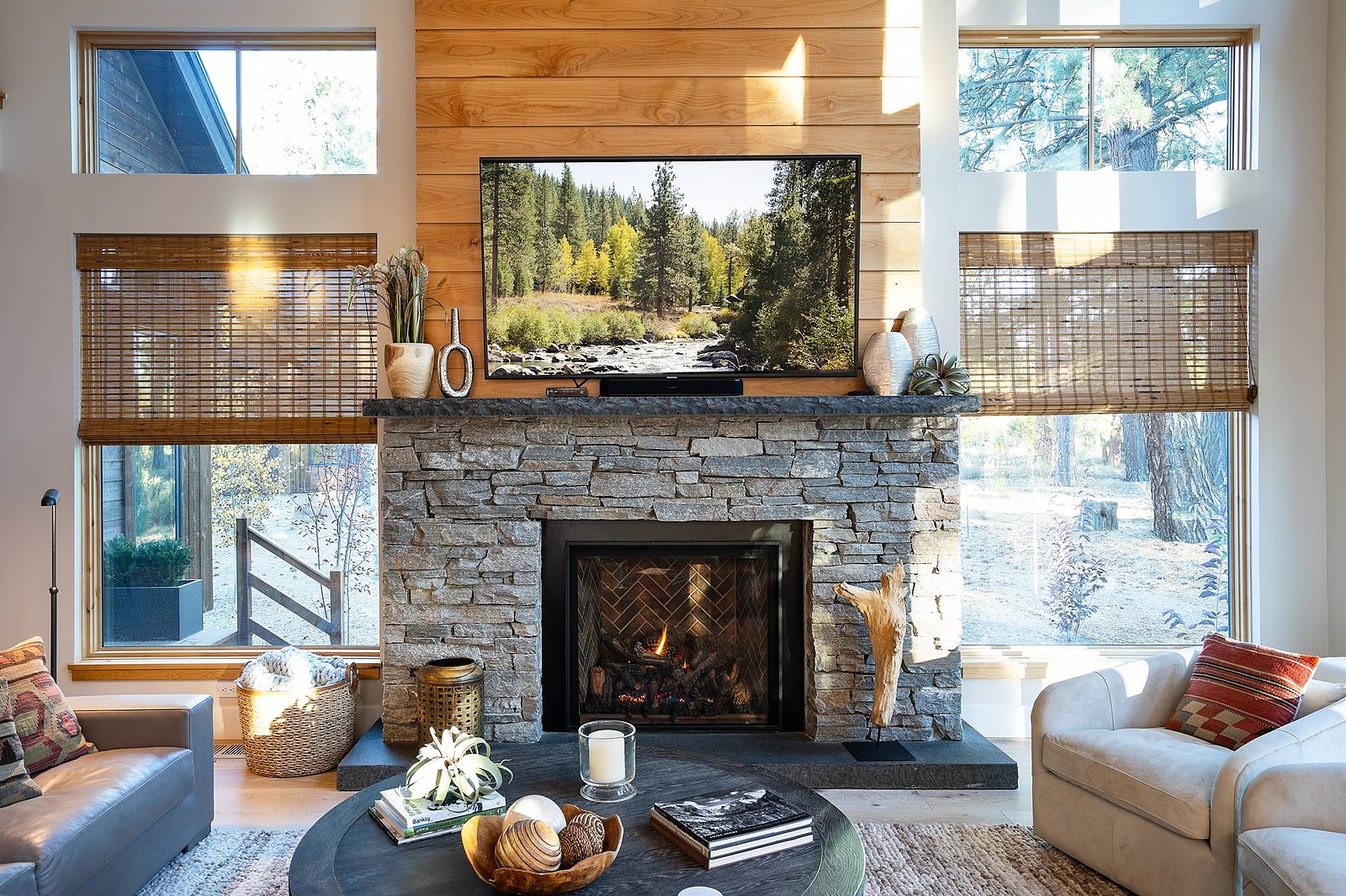 Wood House - Image 5