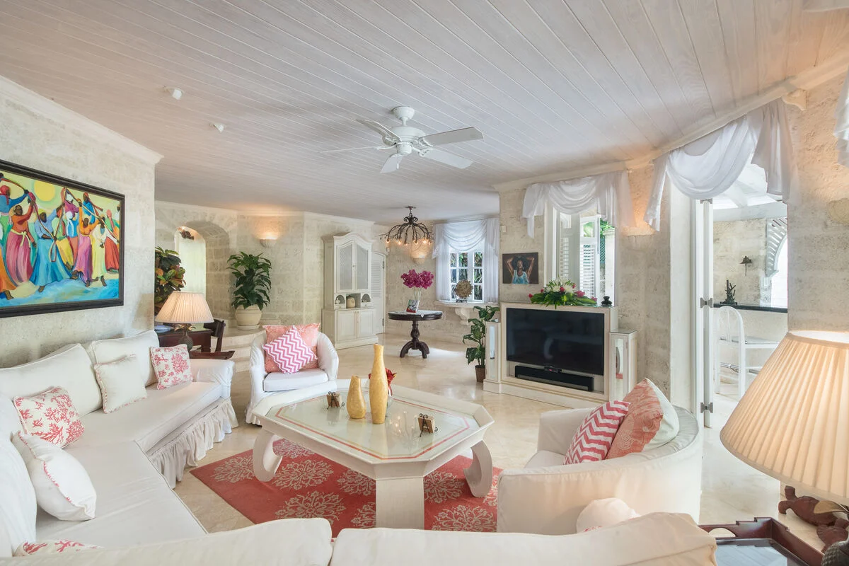 Red Hibiscus Home - Image 2