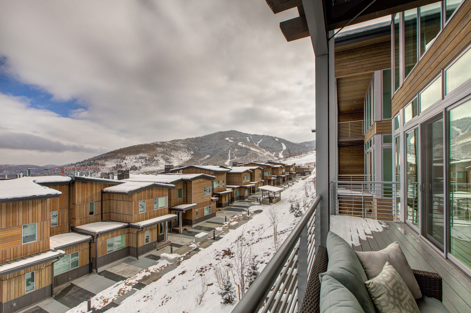 West House - Image 20