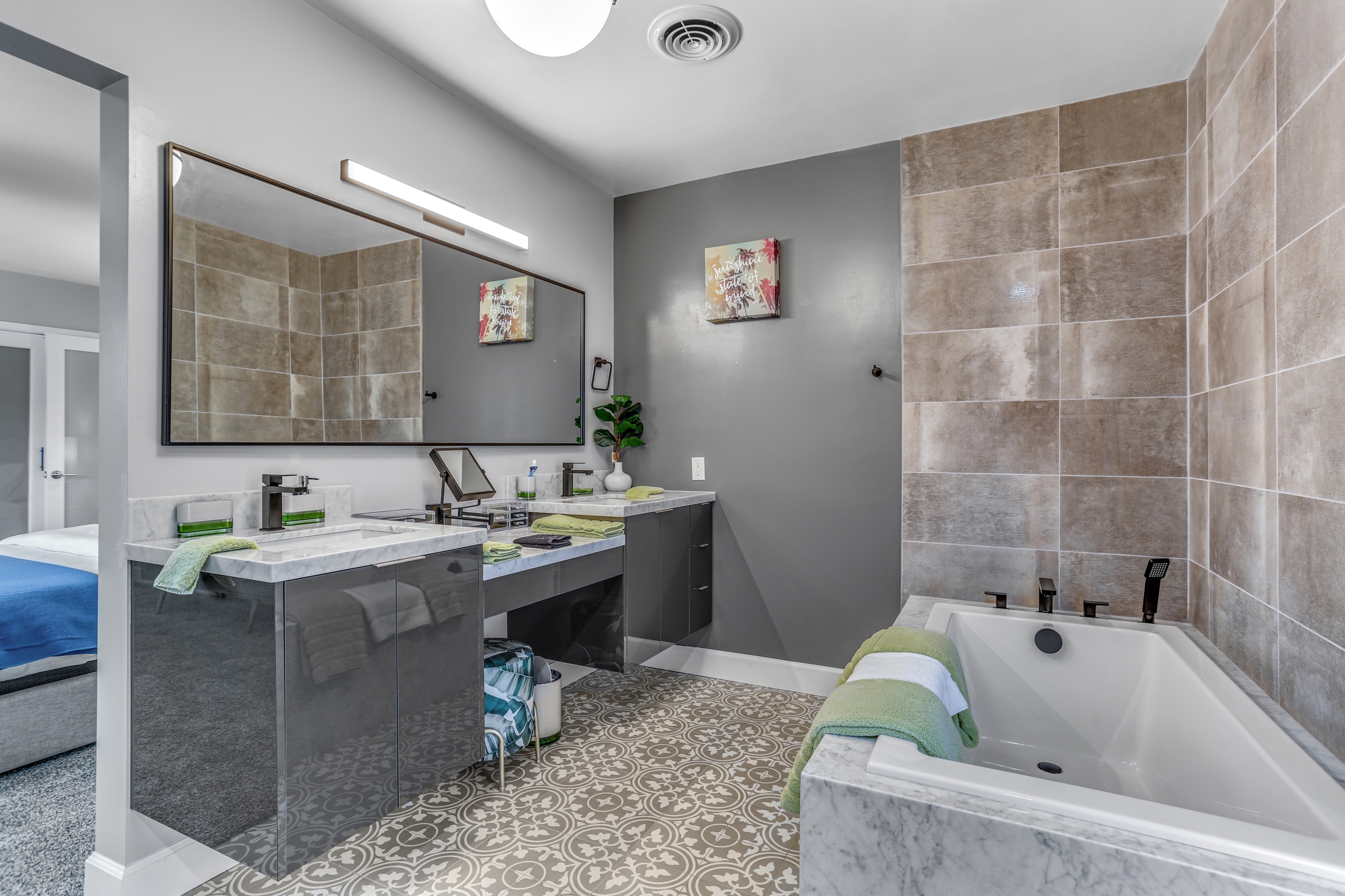 Farrell House  - Image 22