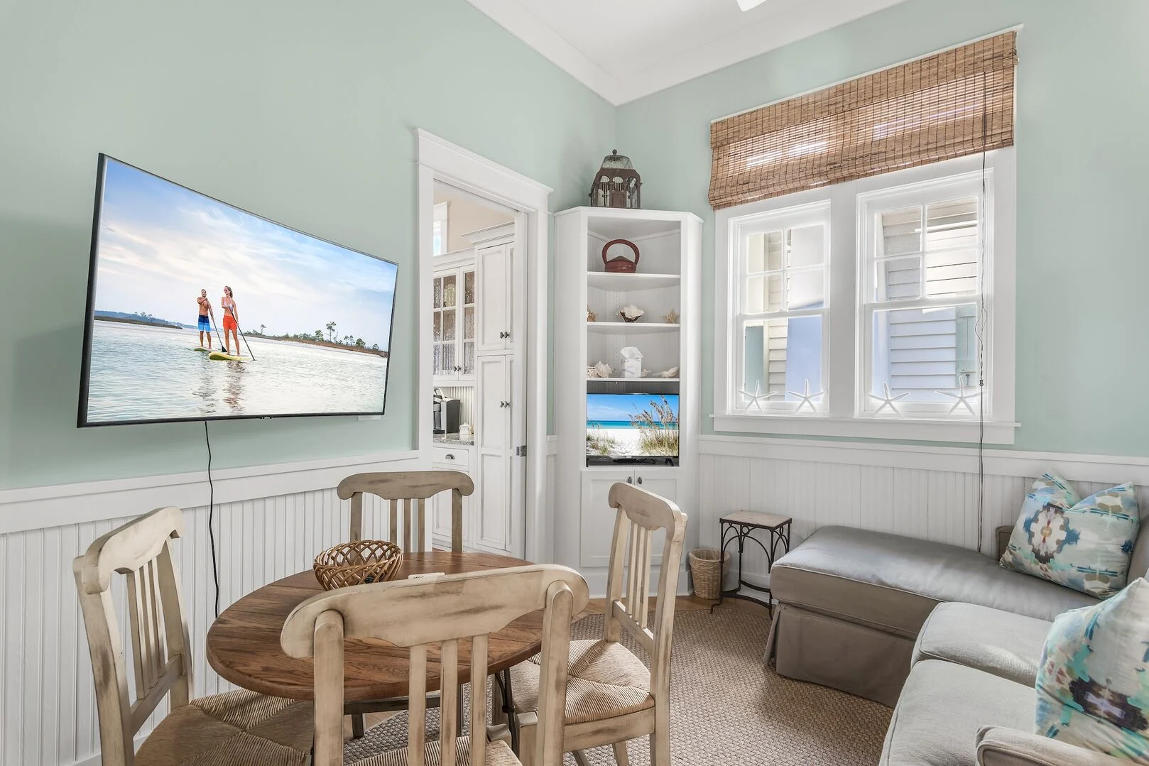 Water Street House - Image 25