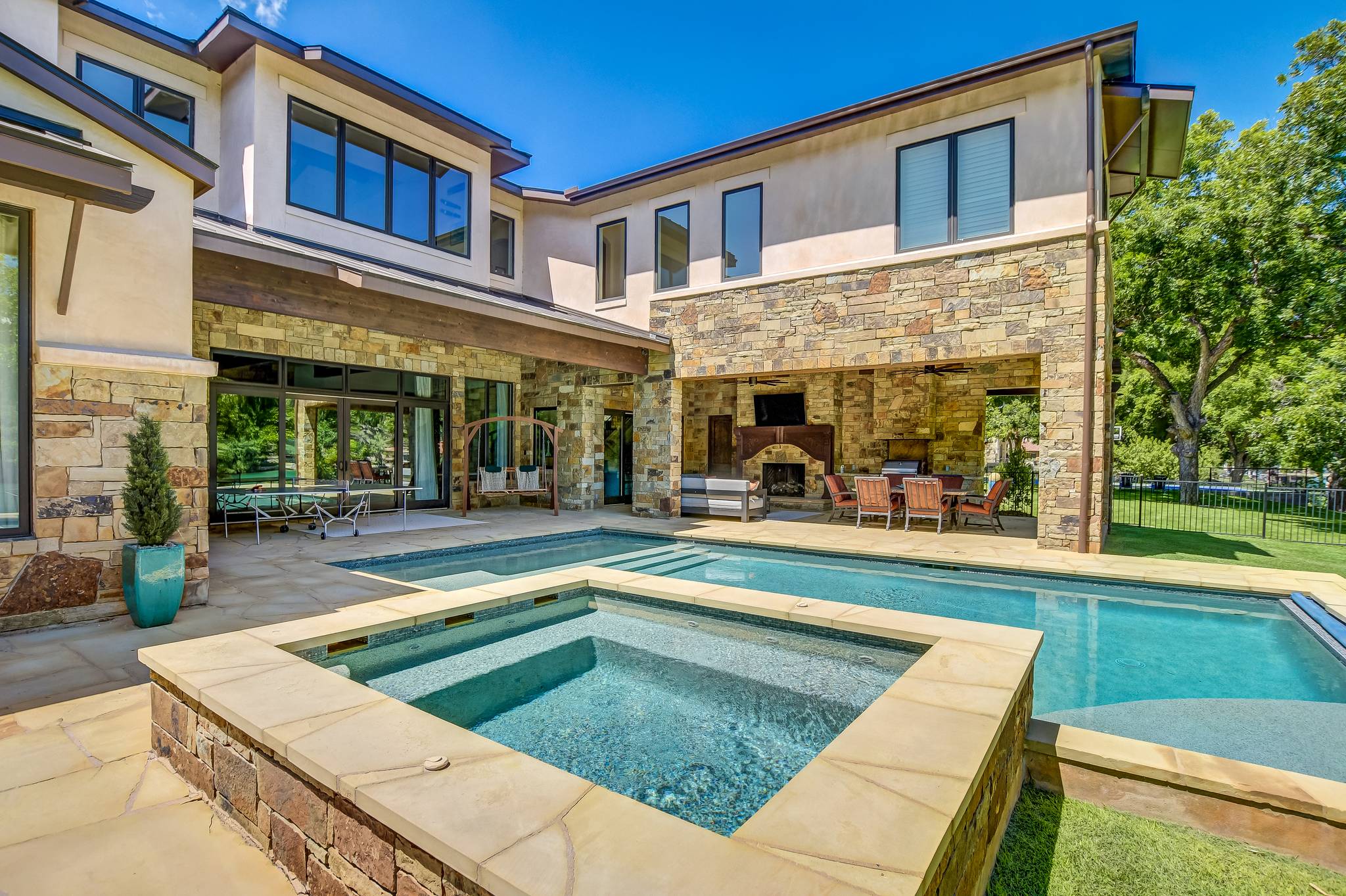 Patterson Manor - Image 35