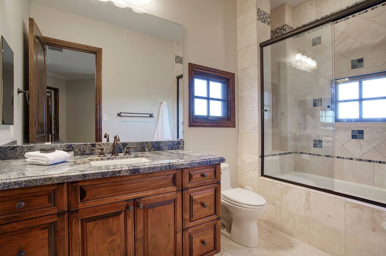 Infinity Manor - Image 32