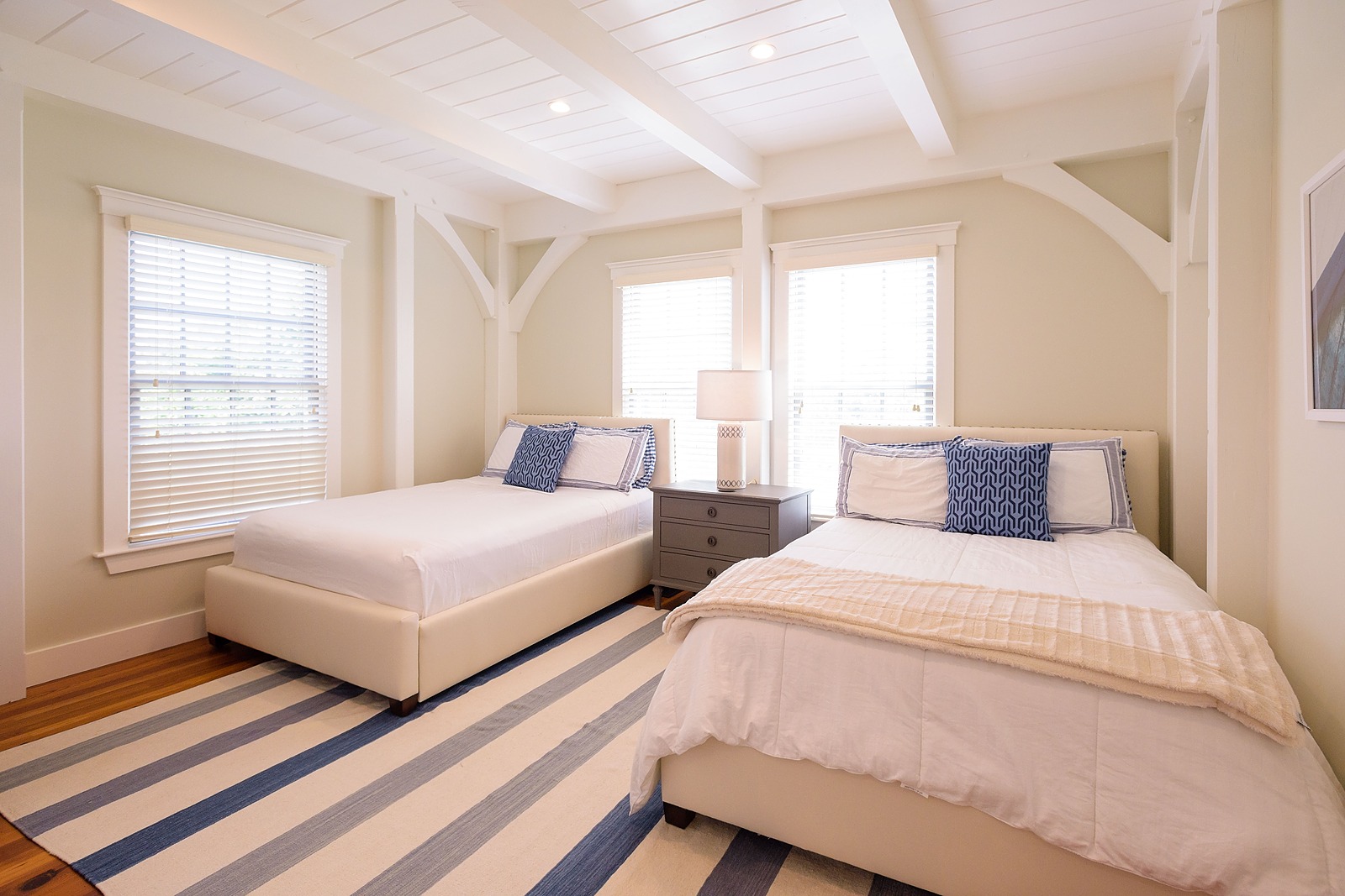 Jones Place - Image 32