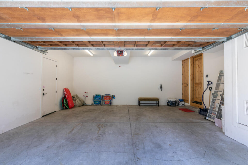 Chickadee Home - Image 27