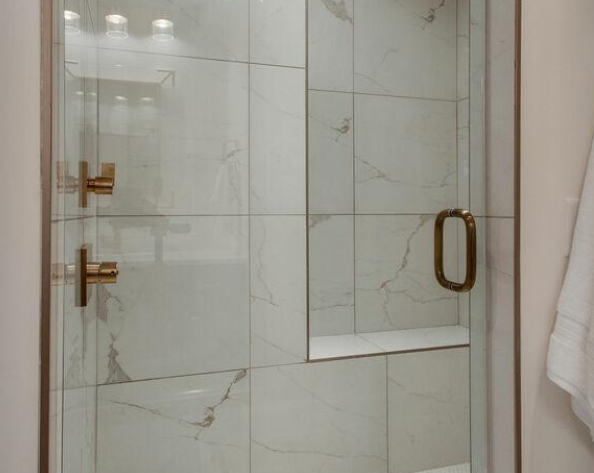 Grant Home - Image 13