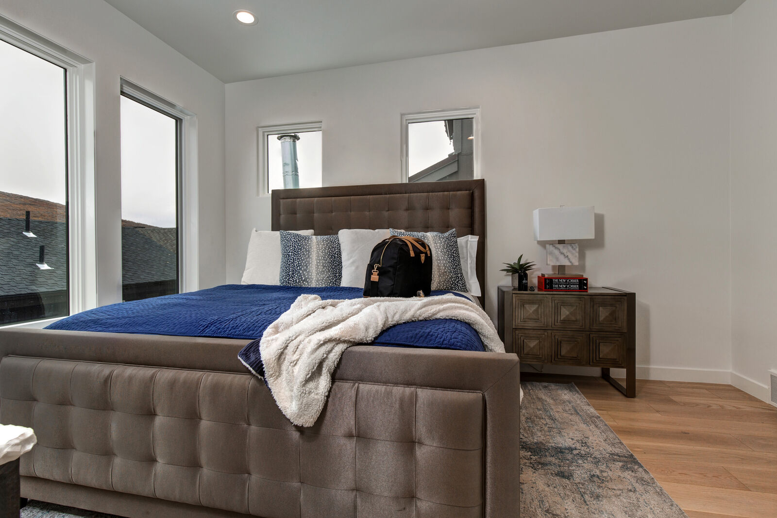 Lowell House - Image 17