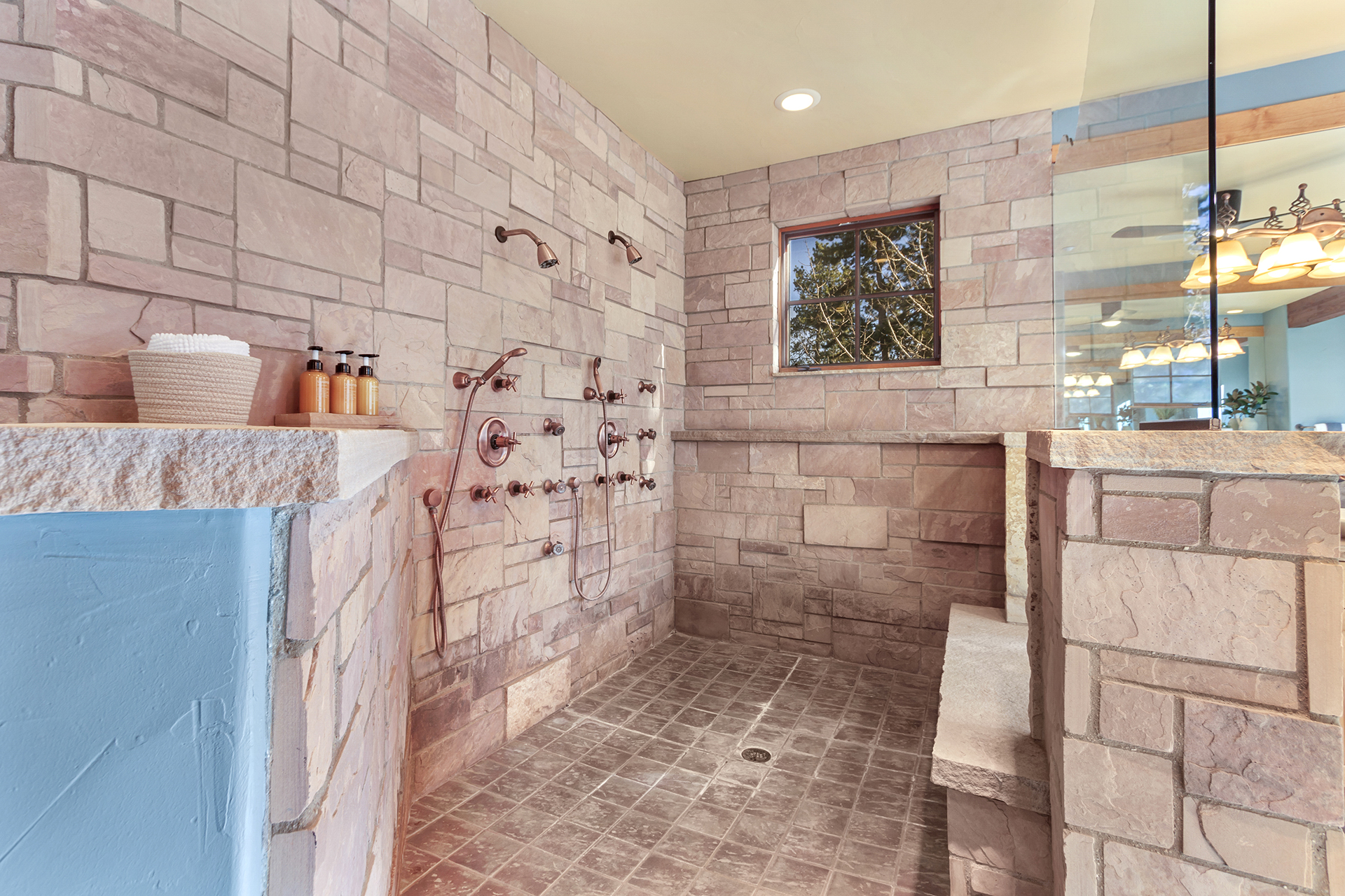 Star Mountain Lodge - Image 25