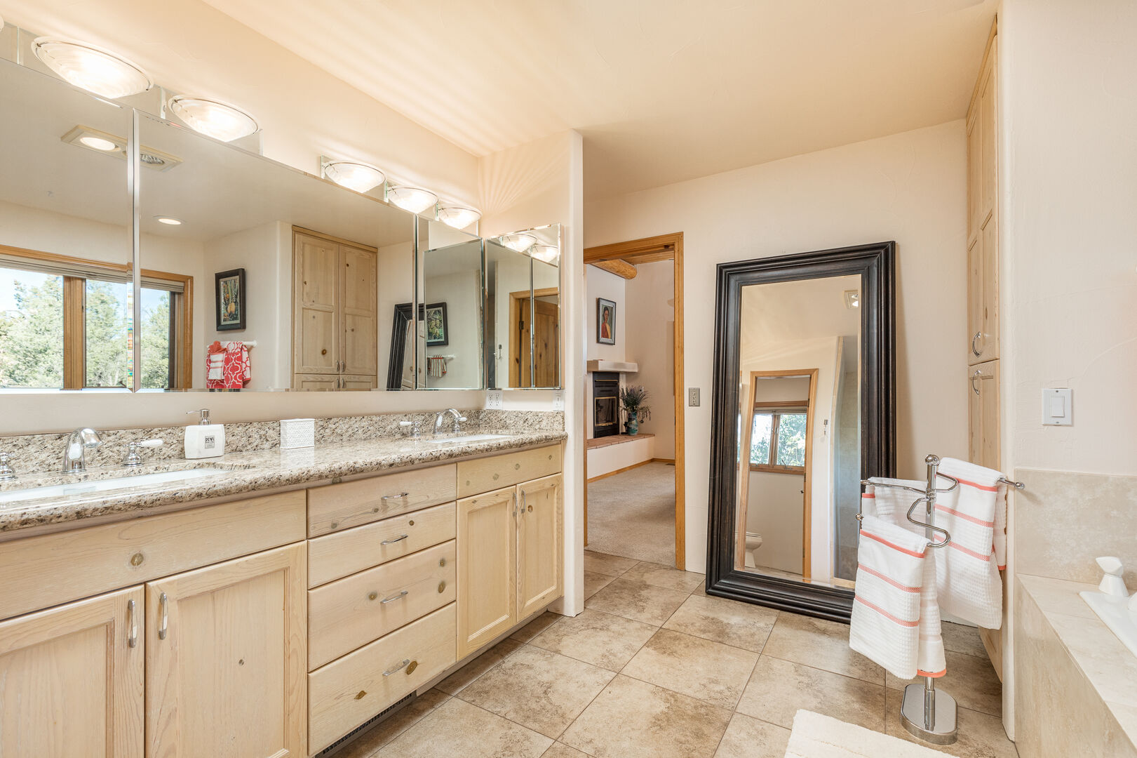 Astra House - Image 22