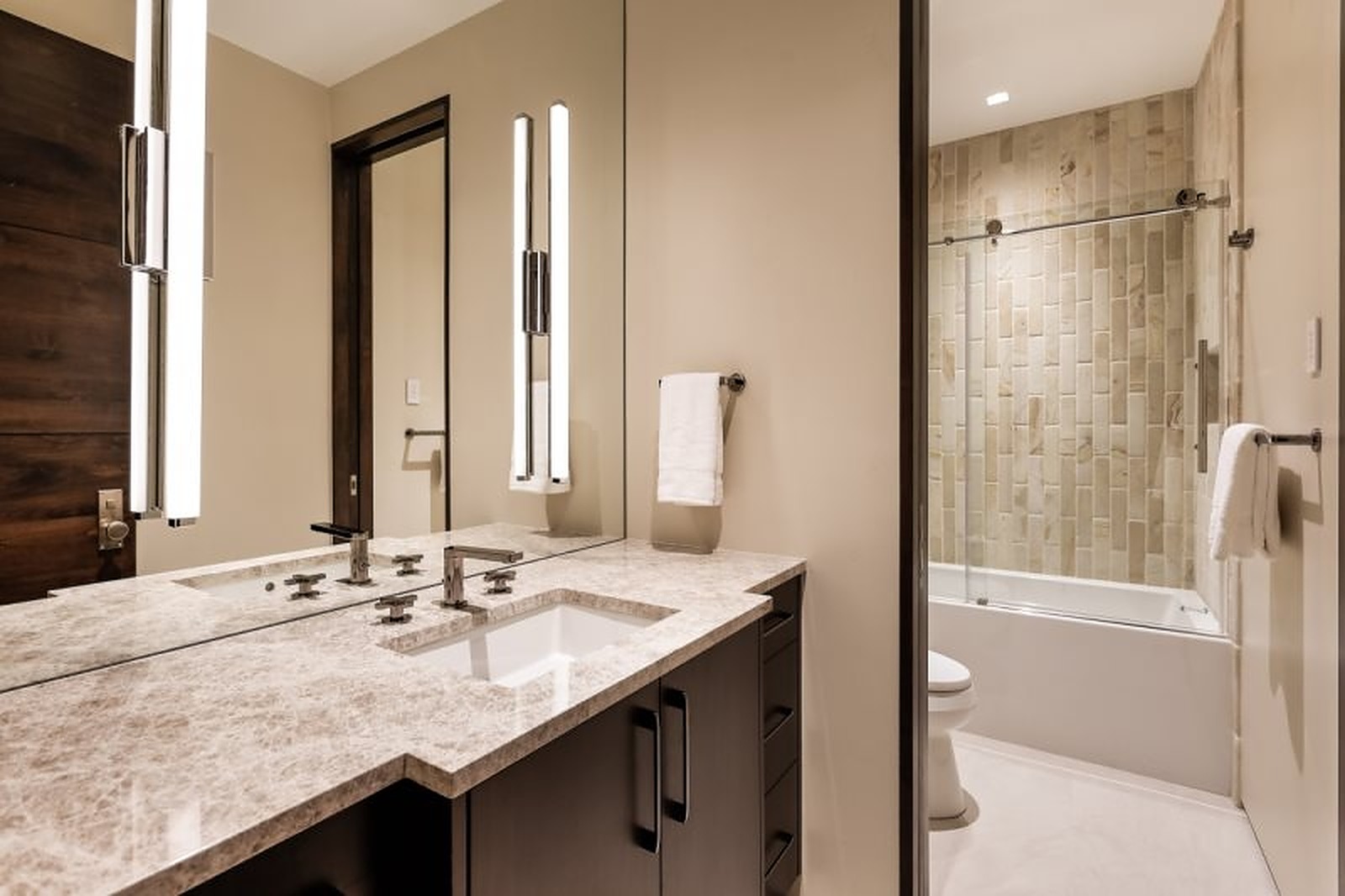 Spruce Place - Image 23