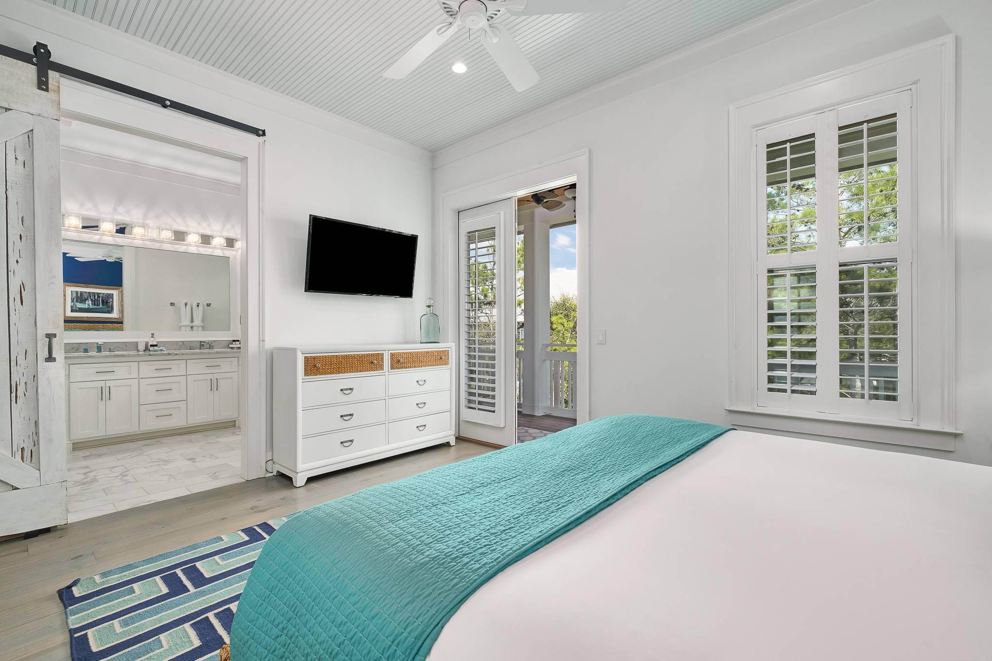 Pinecrest House - Image 29