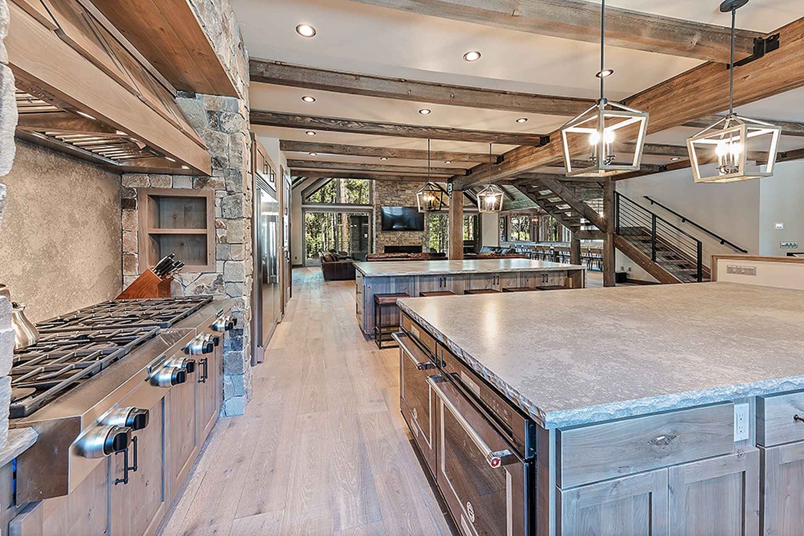 Pine Estate - Image 6