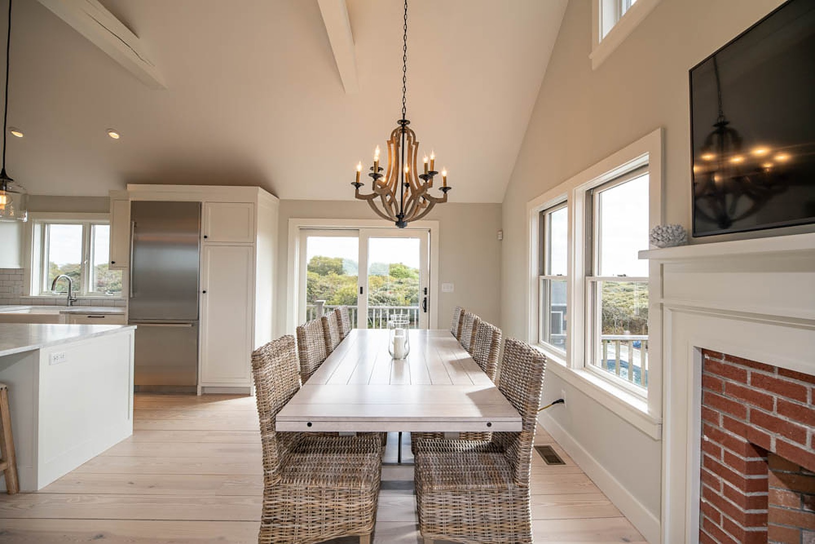 Nevers House - Image 6