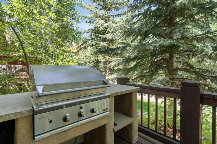 Berg Manor - Image 47