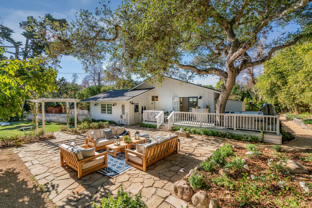 Loureyro Home - Image 2