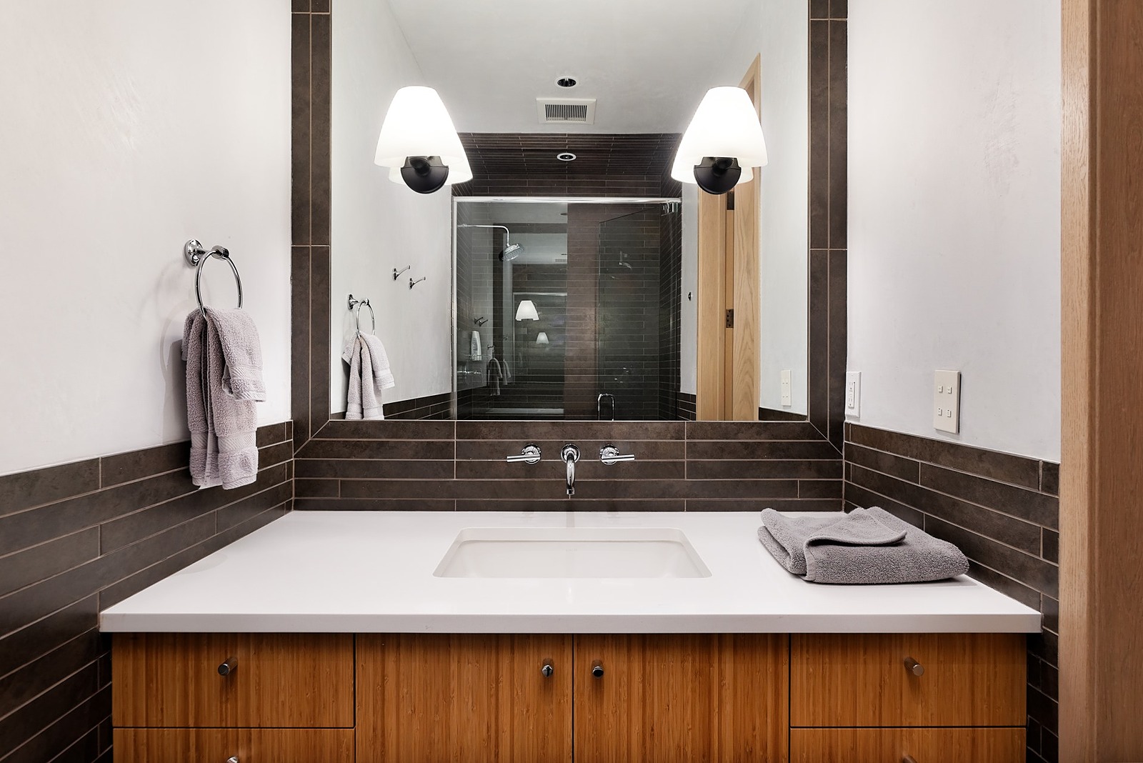 West House - Image 19