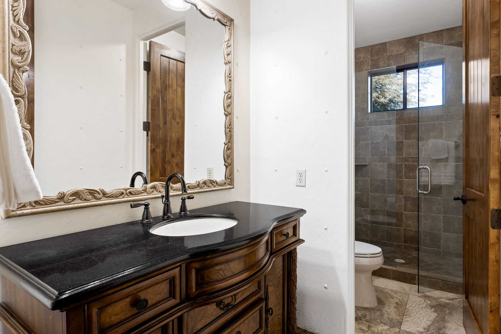 Redbird Manor - Image 20