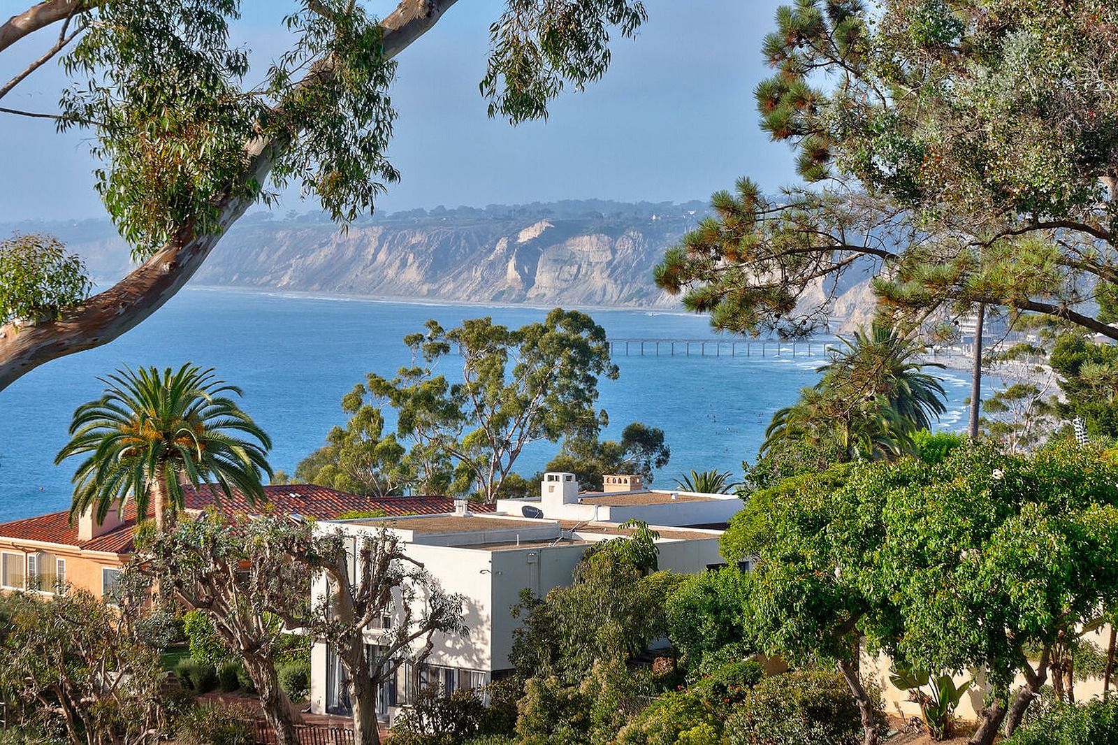 Field Villa - Image 39